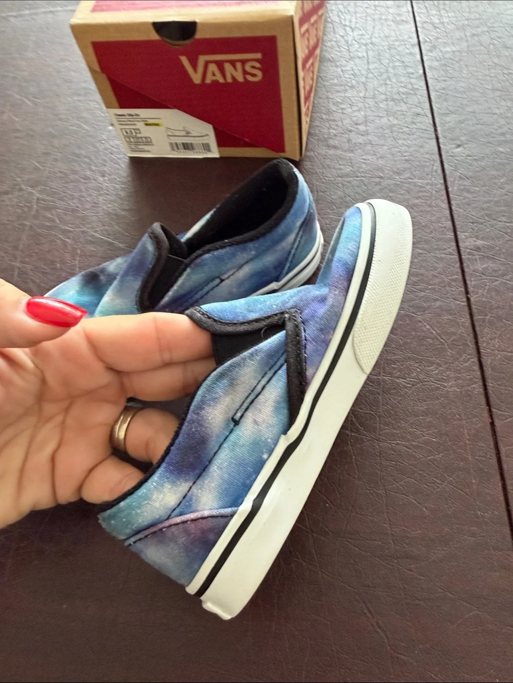 Vans Kids Slip-On Sneakers in Blue and Purple Galaxy Print Toddler Size 9